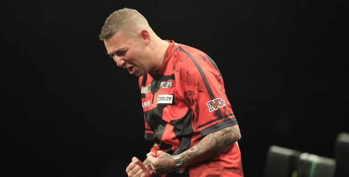 Nathan aspinall play-off premier league darts